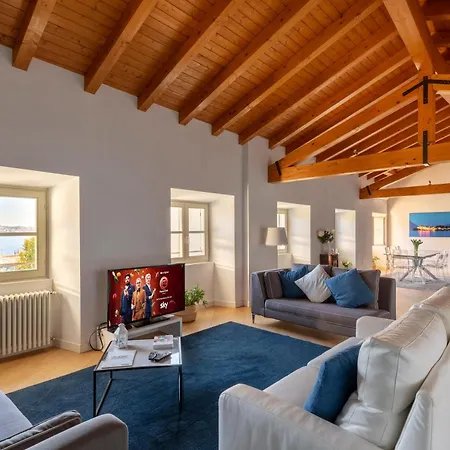 - Luxury Italy Verbania