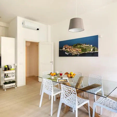 - Luxury Italy *