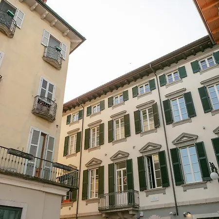 - Luxury Italy *