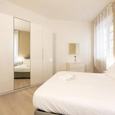 - Luxury Italy Apartment