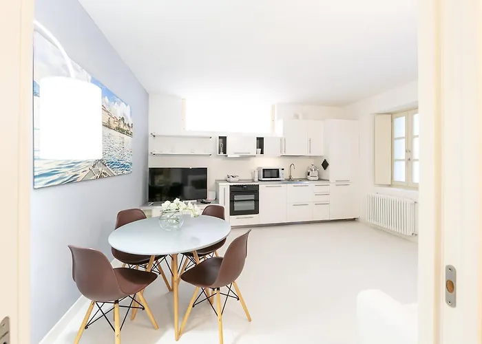 - Luxury Italy * 베르바니아